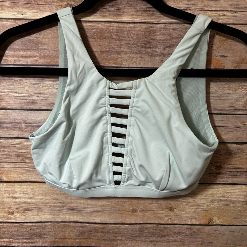 Calia by Carrie Underwood Sports Bra Pale Blue Size Small E3